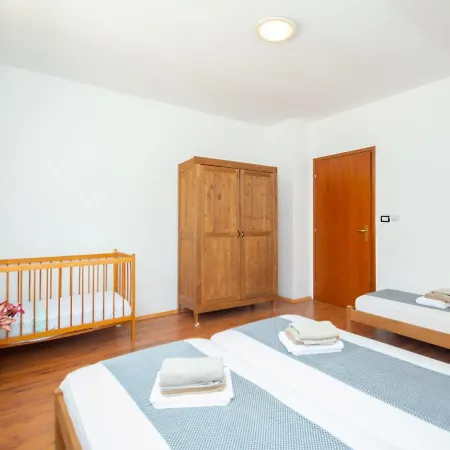 Vinka - Roj434 Apartament *