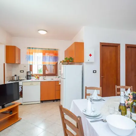 Vinka - Roj434 * Žminj