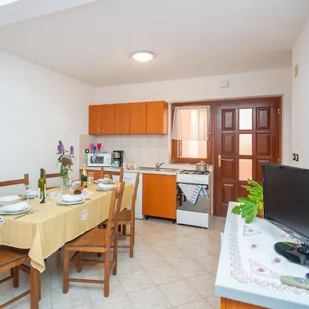 Vinka - Roj434 Apartament